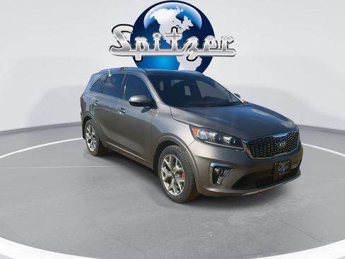 Used 2019 Kia Sorento SX image 3