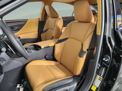 New 2025 Lexus ES 350 w/ Premium Package image 12