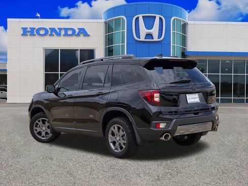 Used 2024 Honda Passport TrailSport image 5