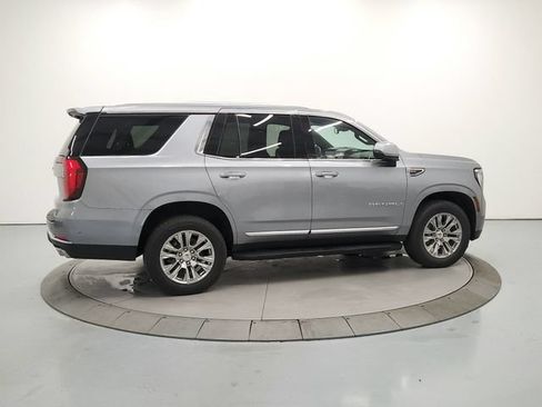 Used 2025 GMC Yukon Denali AWD/4WD image 9