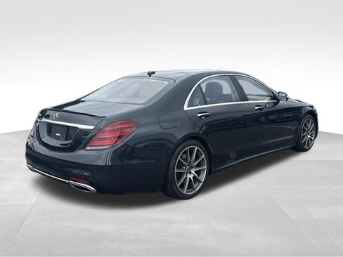 Used 2019 Mercedes-Benz S 560 Sedan image 4
