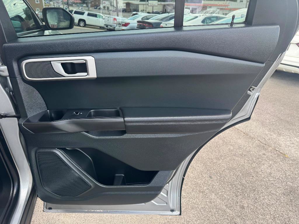 Used 2023 Ford Explorer 2WD image 22