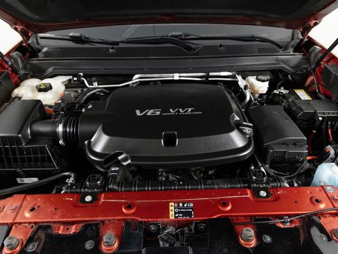 Used 2021 Chevrolet Colorado ZR2 image 40