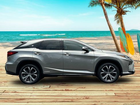 Used 2019 Lexus RX 450h AWD w/ Navigation Package image 7