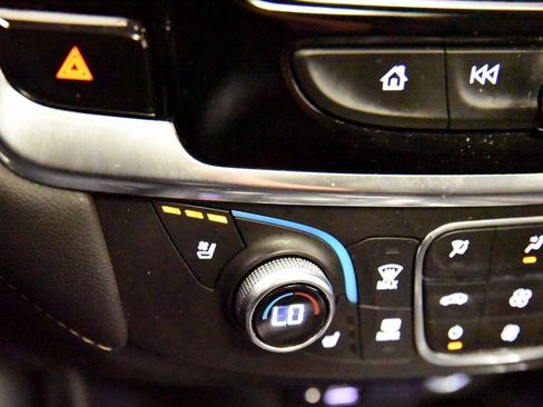 Used 2023 Chevrolet Traverse Premier w/ Redline Edition image 27