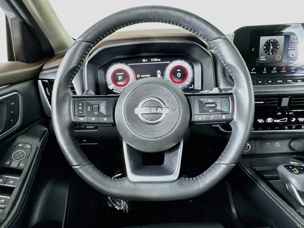 Used 2023 Nissan Rogue Platinum w/ Platinum Premium Package AWD/4WD image 25