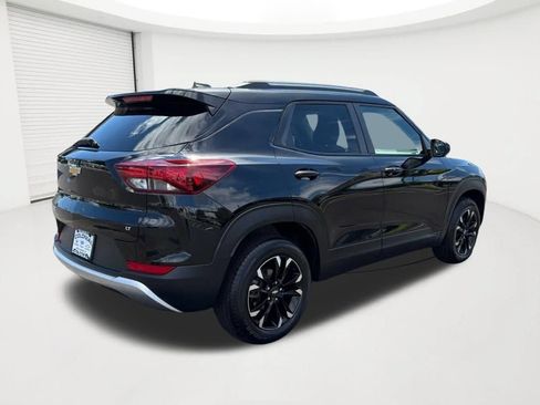 Used 2023 Chevrolet TrailBlazer LT AWD/4WD image 5