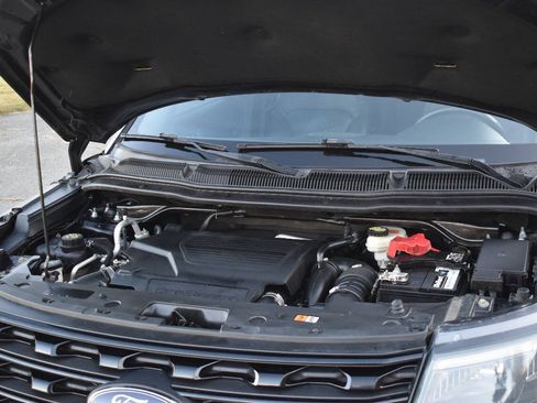 Used 2016 Ford Explorer Sport w/ Equipment Group 401A AWD/4WD image 33