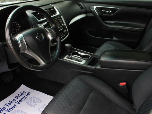 Used 2017 Nissan Altima 2.5 SV FWD image 11