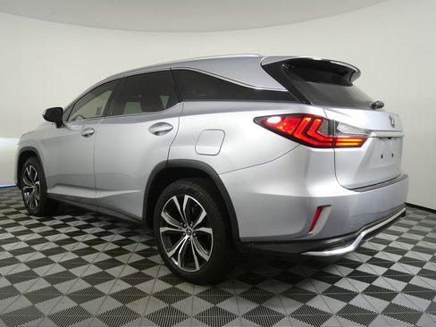 Used 2022 Lexus RX 350L FWD w/ Premium Package image 5