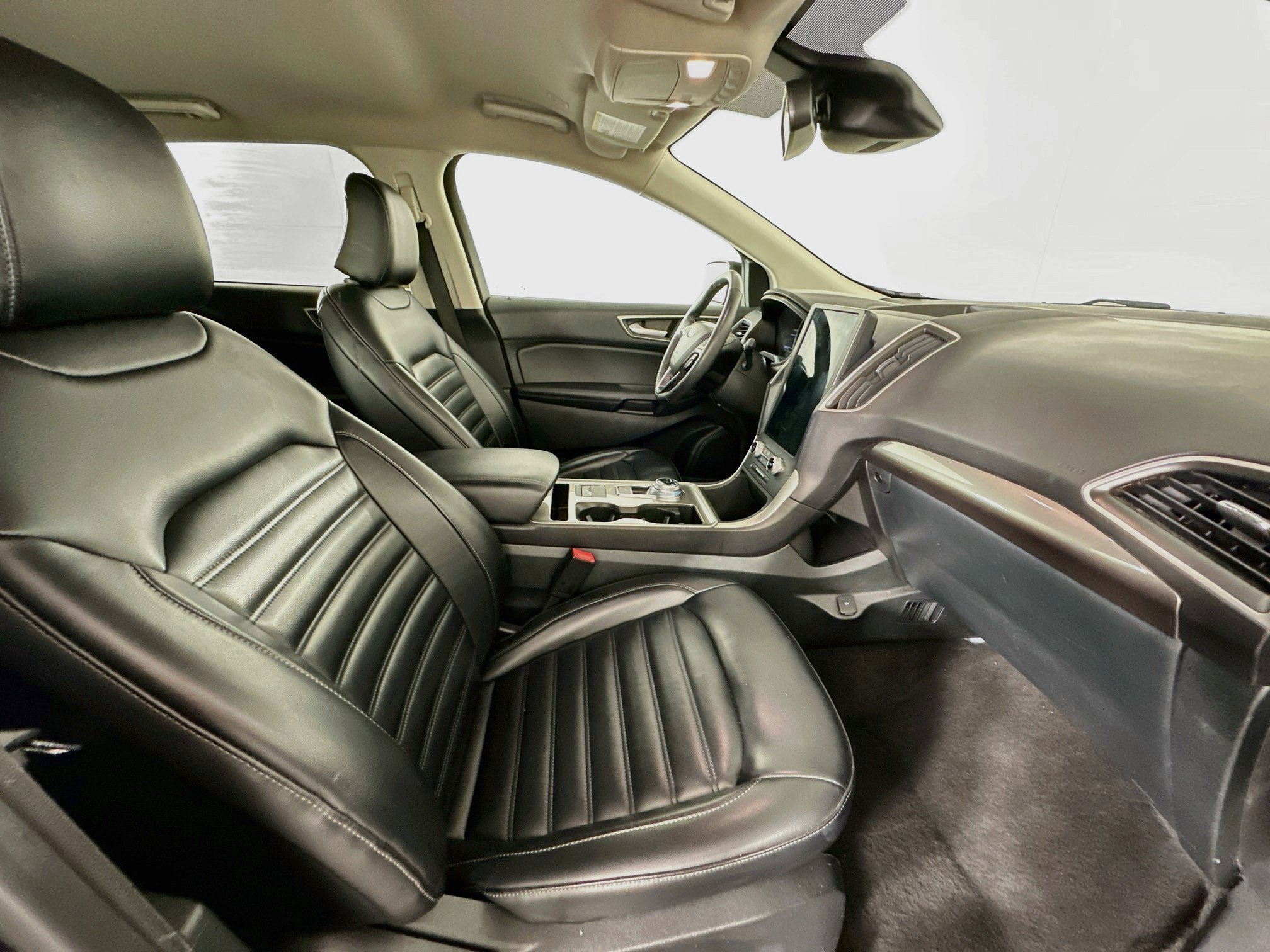Used 2024 Ford Edge SEL AWD/4WD image 29