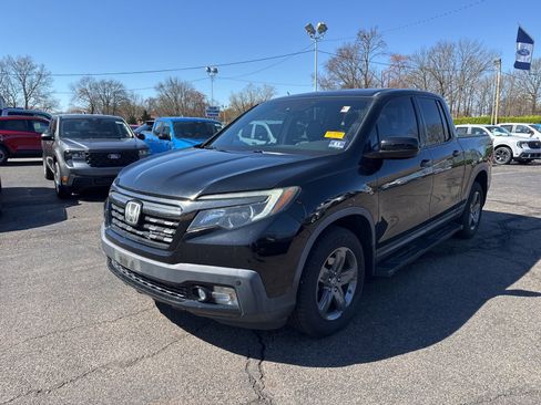 Used 2017 Honda Ridgeline Black Edition image 2