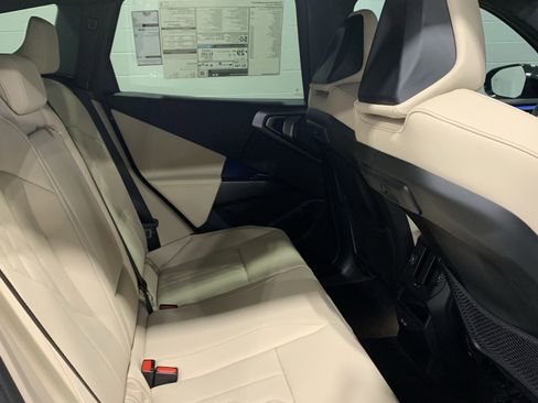 Used 2026 BMW X3 xDrive30 w/ M Sport Package image 27