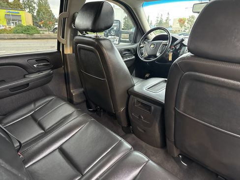 Used 2012 Chevrolet Silverado 2500 LTZ w/ LTZ Plus Package image 20
