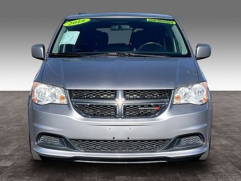 Used 2016 Dodge Grand Caravan SXT w/ Rear Park Assist Package image 3