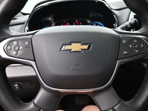 Used 2023 Chevrolet Traverse LT AWD/4WD image 12