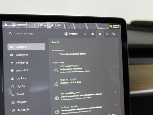 Used 2023 Tesla Model 3 Standard Range RWD image 16