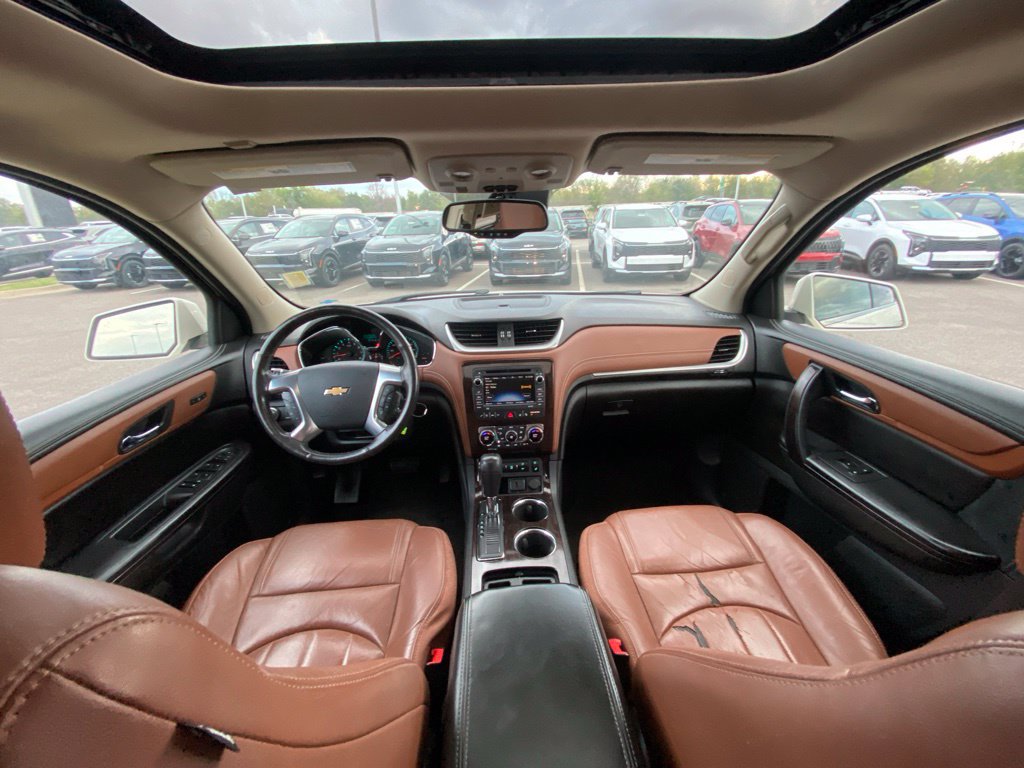 Used 2015 Chevrolet Traverse LTZ AWD/4WD image 21