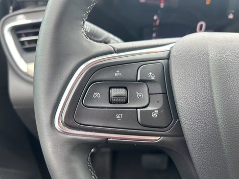Used 2025 Buick Encore GX Avenir w/ Avenir Technology Package AWD/4WD image 18
