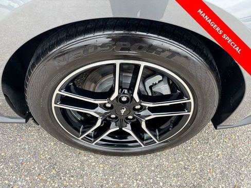 Used 2022 Ford Mustang Premium image 13