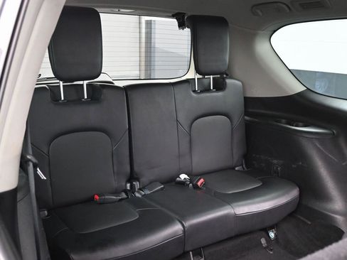 Used 2023 Nissan Armada SV image 29