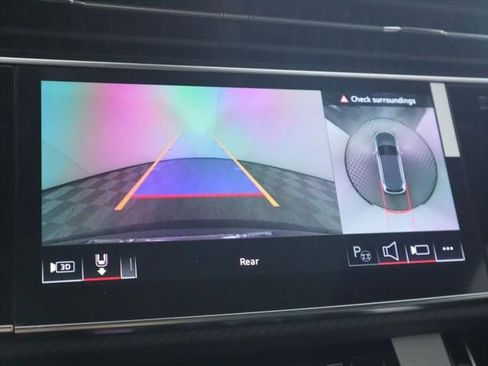 New 2025 Audi SQ7 Prestige image 17