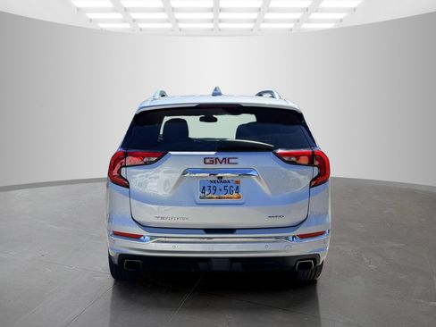 Used 2020 GMC Terrain Denali w/ Denali Premium Package AWD/4WD image 6