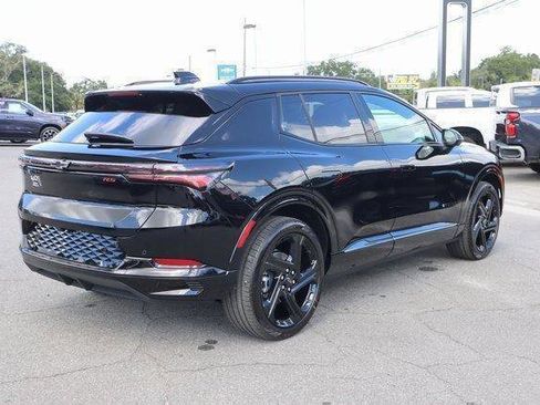 New 2026 Chevrolet Equinox EV RS image 7