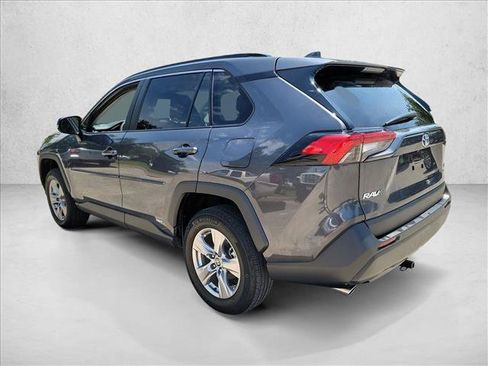 Used 2024 Toyota RAV4 LE AWD/4WD image 7