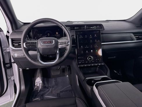 Certified 2026 GMC Terrain Elevation w/ Elevation Premium Package image 23