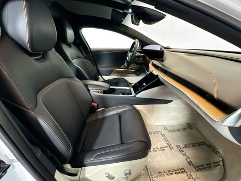 Used 2023 Lucid Air Touring image 26