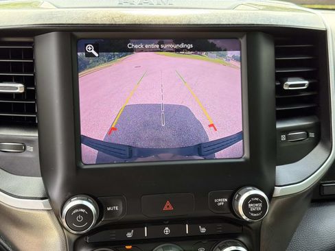 Used 2020 RAM 1500 Big Horn AWD/4WD image 31