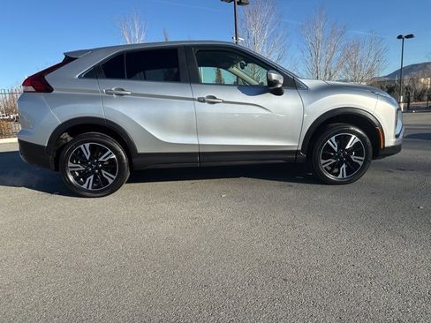 Used 2024 Mitsubishi Eclipse Cross SE image 6