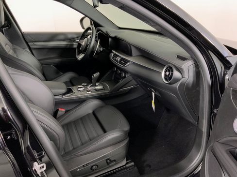 Used 2024 Alfa Romeo Stelvio Quadrifoglio w/ Active Assist Plus Package image 41