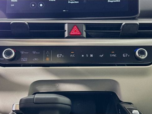 New 2026 Kia Sorento S AWD/4WD image 16