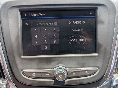 Used 2024 Chevrolet Equinox LS w/ Midnight Edition FWD image 16
