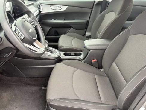 Used 2024 Kia Forte LXS FWD image 19