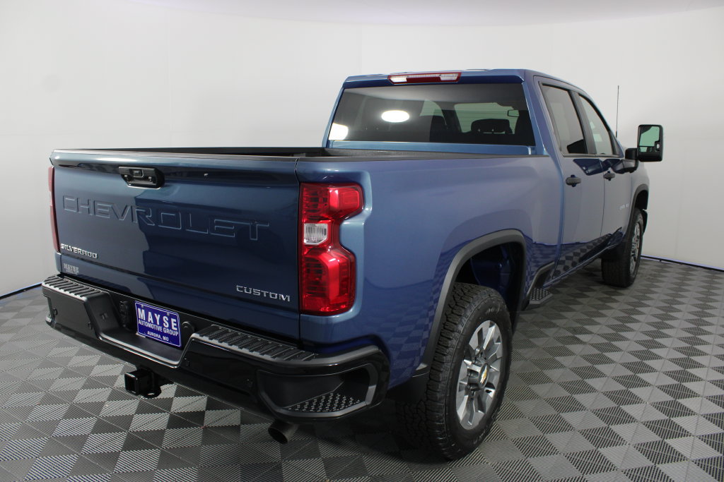 New 2026 Chevrolet Silverado 2500 Custom w/ Custom Value Package AWD/4WD image 6