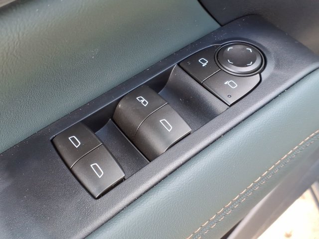 New 2026 GMC Terrain AT4 w/ Technology Package II AWD/4WD image 16