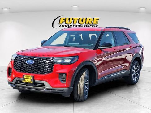 New 2026 Ford Explorer ST-Line image 2