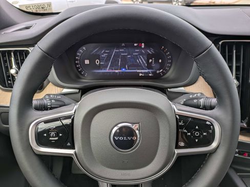 New 2026 Volvo XC60 B5 Plus w/ Protection Package Premier image 26