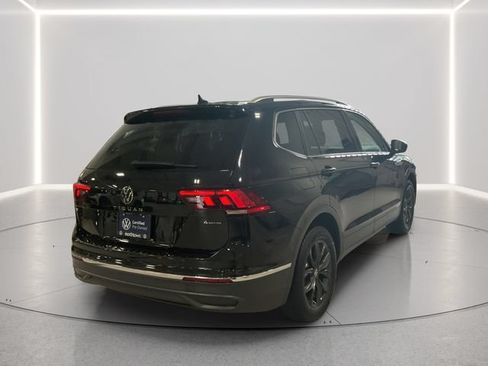 Certified 2024 Volkswagen Tiguan SE AWD/4WD image 6