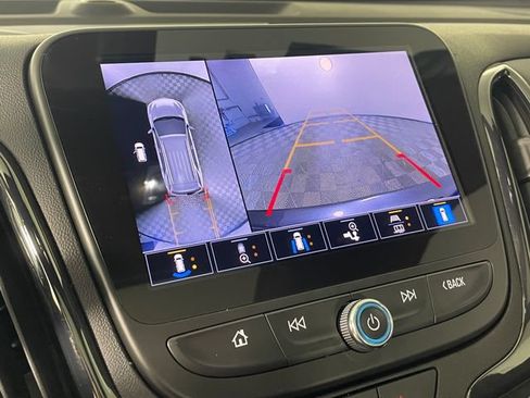 Used 2023 Chevrolet Equinox RS w/ RS Leather Package AWD/4WD image 8