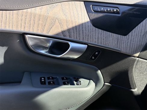 Used 2024 Volvo XC90 B6 Ultimate w/ Protection Package Premier image 9