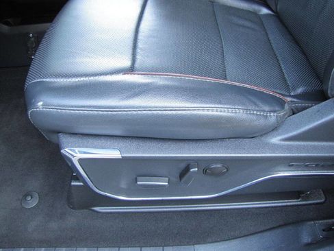 Used 2023 Ford F250 Lariat w/ Lariat Ultimate Package image 16