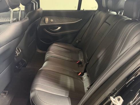 Used 2021 Mercedes-Benz E 350 Sedan image 5