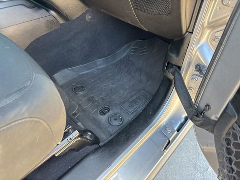 Used 2021 Jeep Wrangler Unlimited Sport image 28