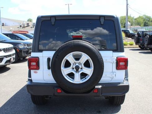Used 2019 Jeep Wrangler Unlimited Sport S AWD/4WD image 25