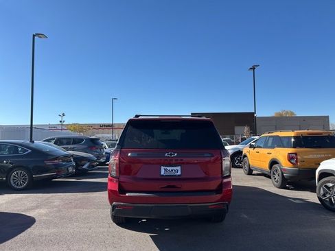 Used 2022 Chevrolet Tahoe Z71 w/ Luxury Package image 6