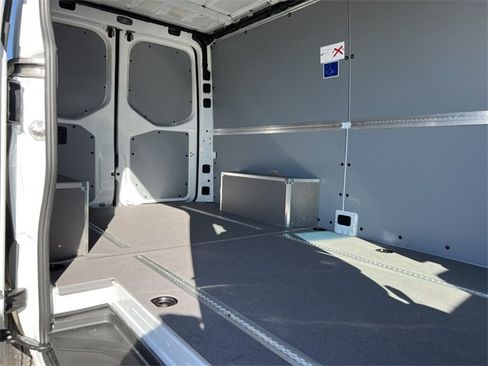 New 2025 Mercedes-Benz Sprinter 2500 image 36